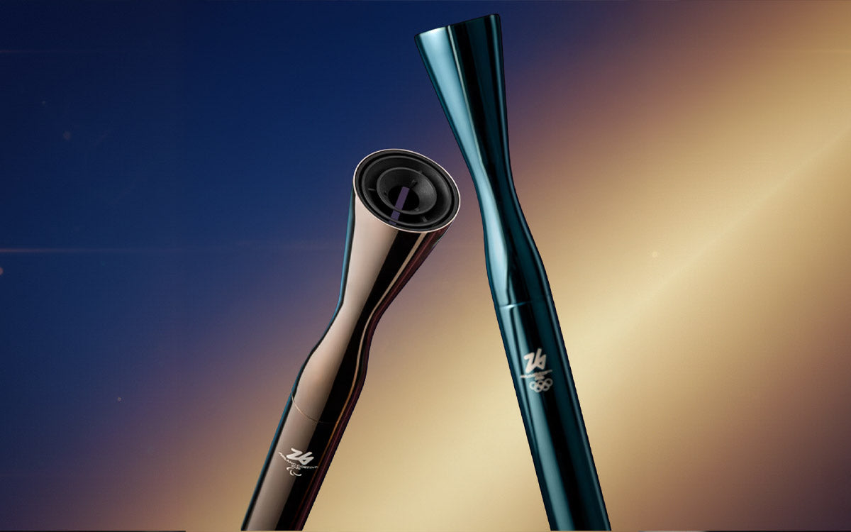 "Essential" la torcia olimpica di Milano Cortina 2026