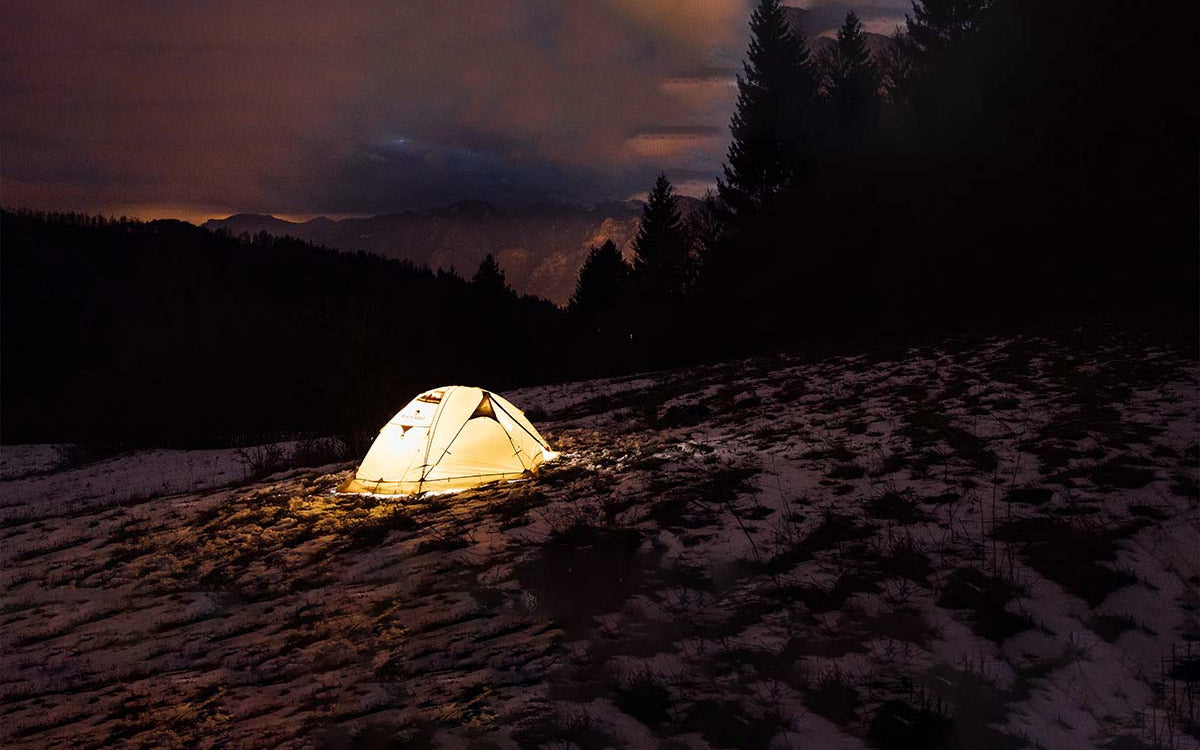 Tenda Ferrino di notte