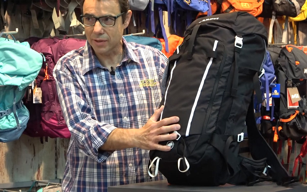 Luca Brivio, responsabile reparto montagna di Lissone e istruttore di alpinismo, presenta lo zaino Mammut Trion 35