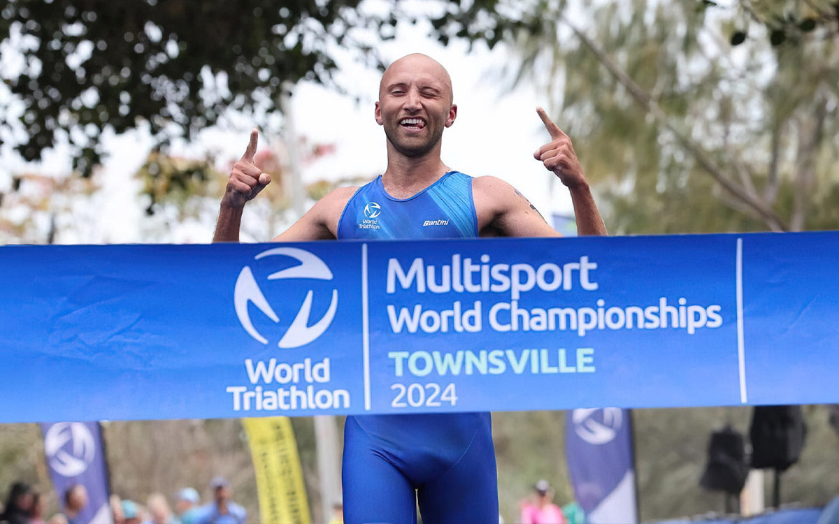 Michele Bonacina al traguardo della gara di Triathlon Cross