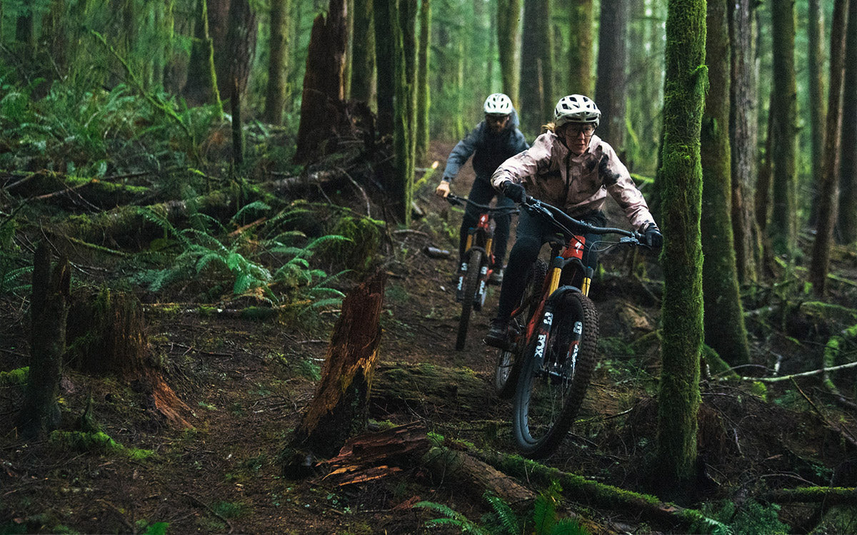 Le e-bike mtb garantiscono la possibilità di raggiungere sentieri particolarmente difficili