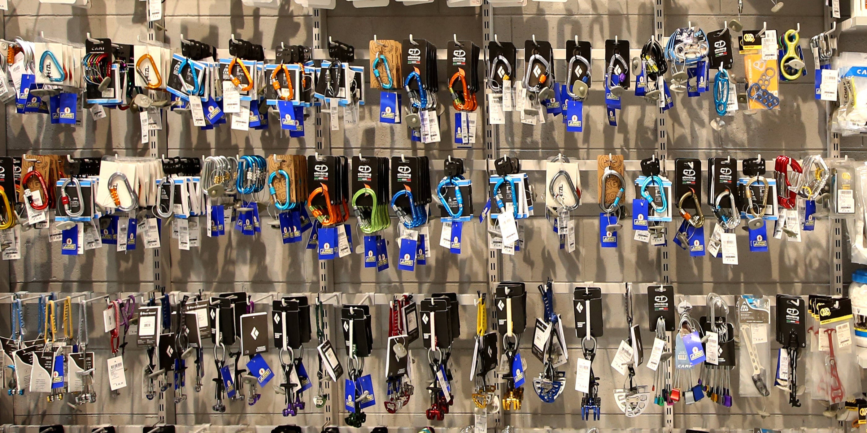 DF Sport Specialist di Piacenza