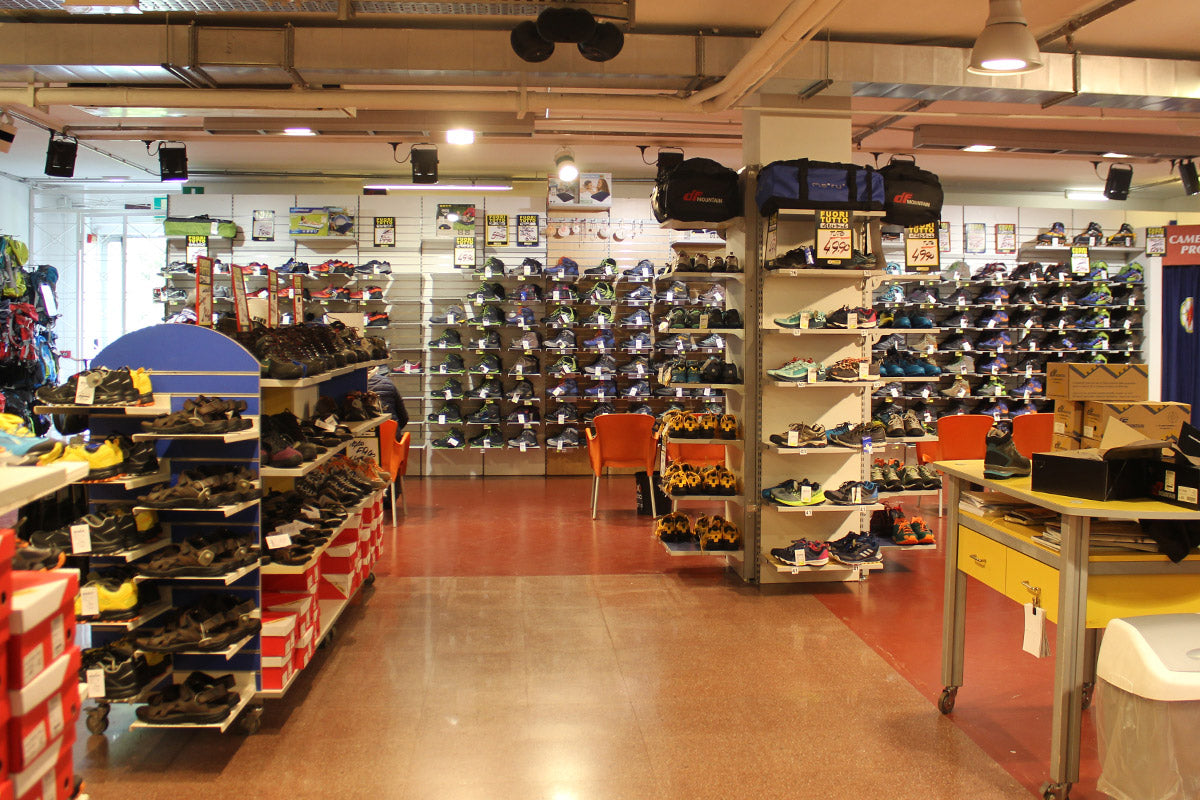 Calzature - DF Sport Specialist Outlet di Meda