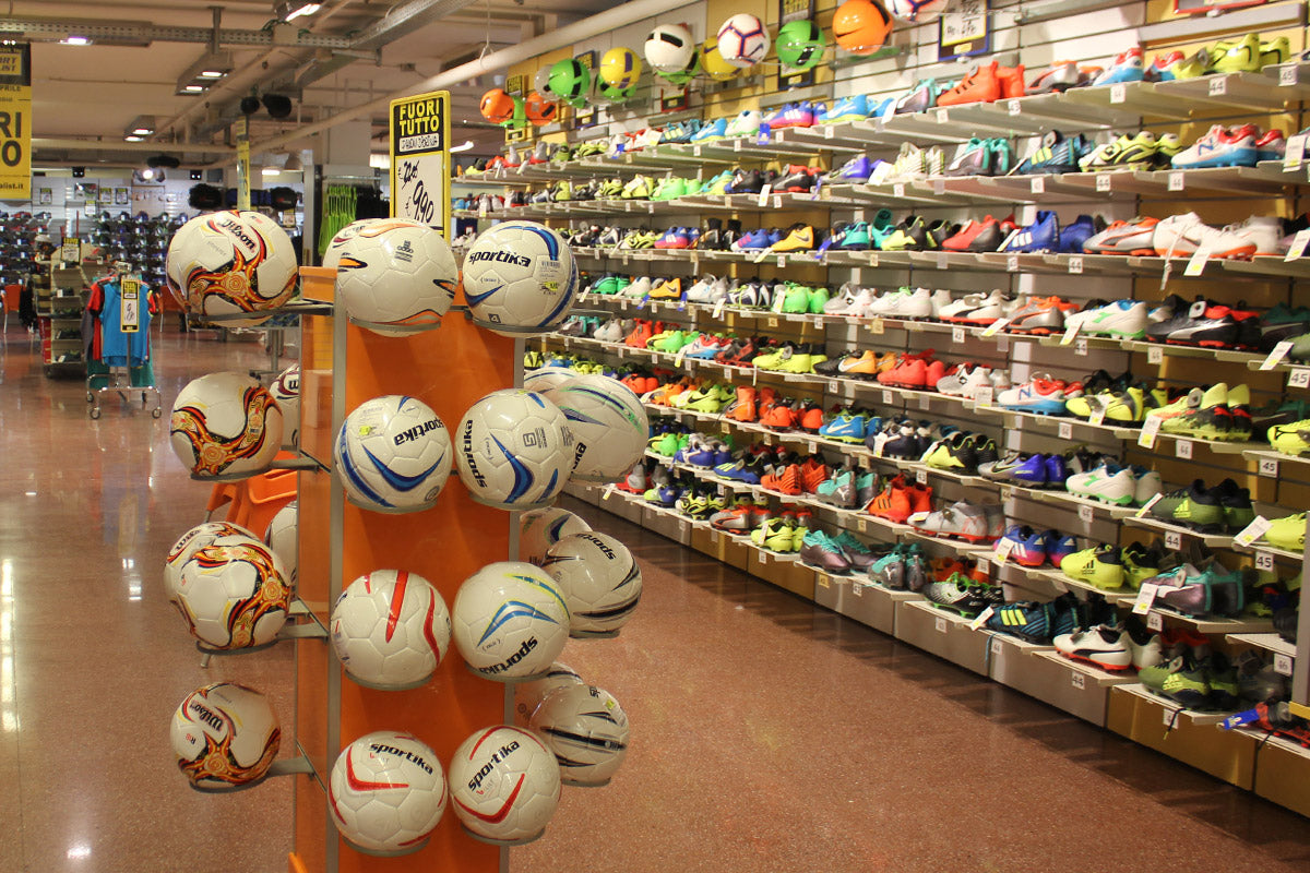 Calcio - DF Sport Specialist Outlet di Meda