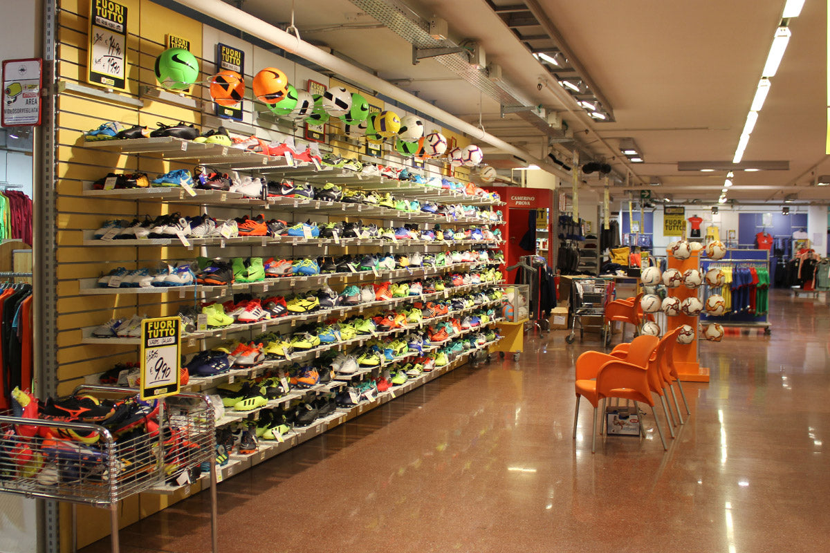 Calcio - DF Sport Specialist Outlet di Meda