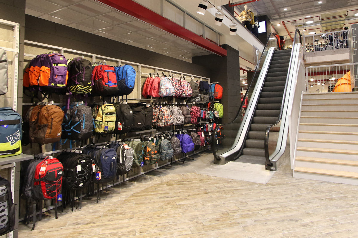 DF Sport Specialist di Milano Palmanova