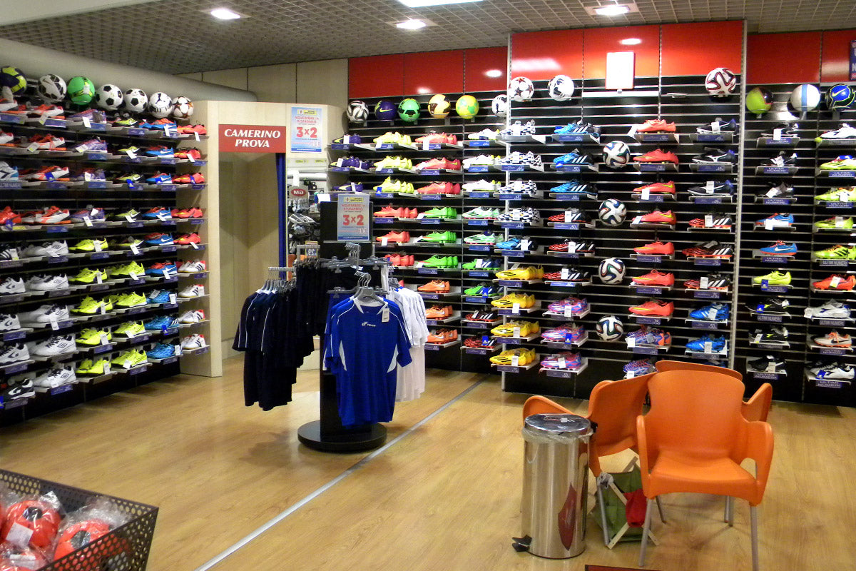 Calcio - DF Sport Specialist di Orio al Serio