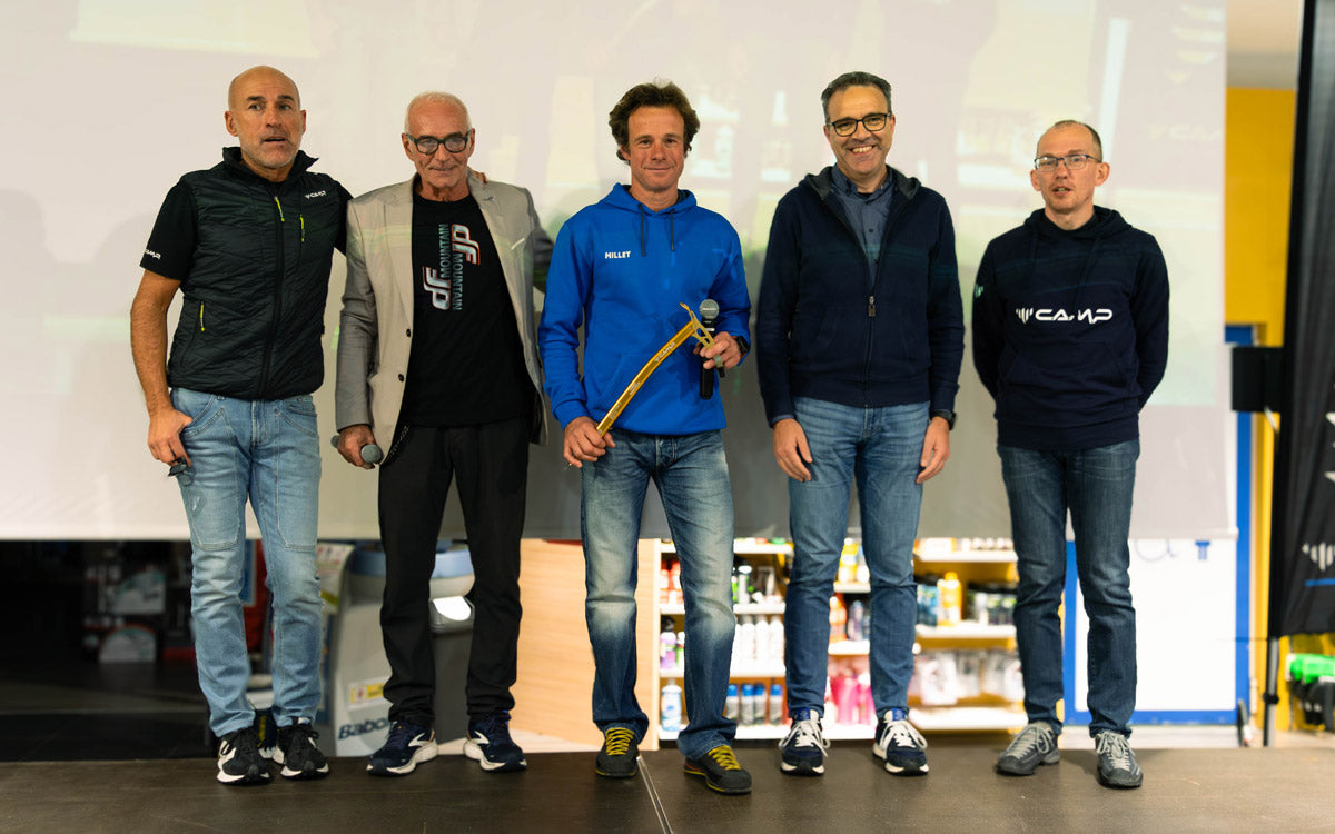 Francesco Ratti sul palco insieme a Giuseppe Zamboni, Carlo Caccia, Giovanni Codega e Isacco Codega