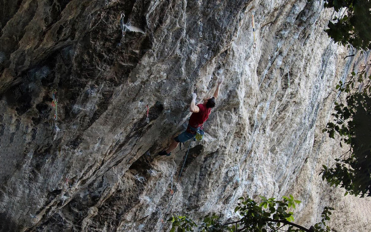 Stefano Carnati 9b con Erebor ad Arco