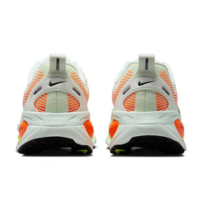 Scarpe uomo Vomero 18