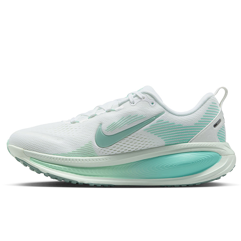 Scarpe donna Vomero 18