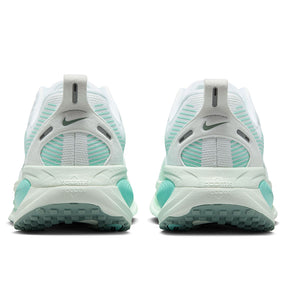 Scarpe donna Vomero 18