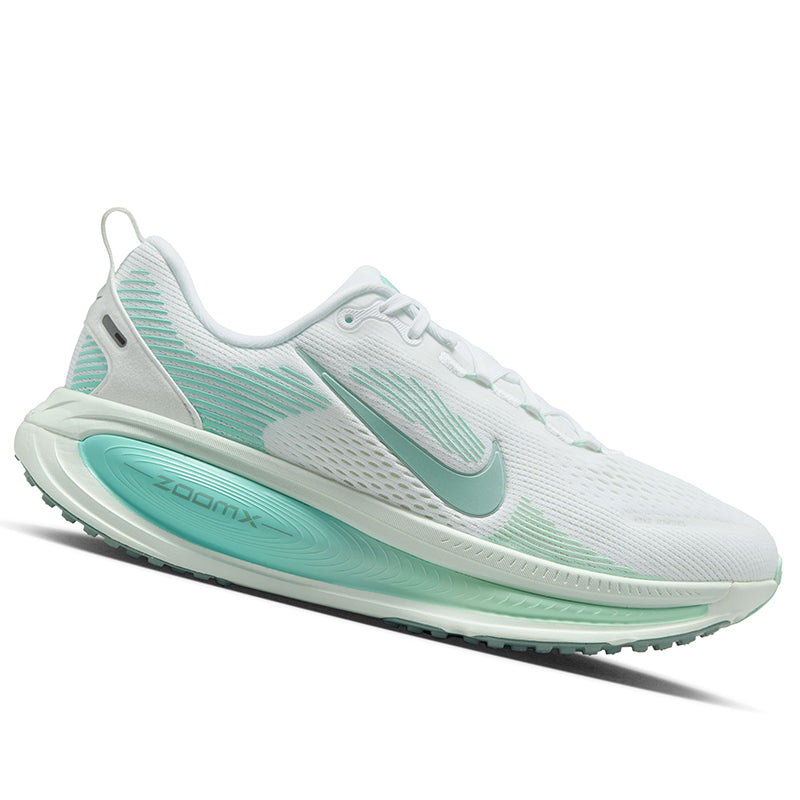 Scarpe donna Vomero 18
