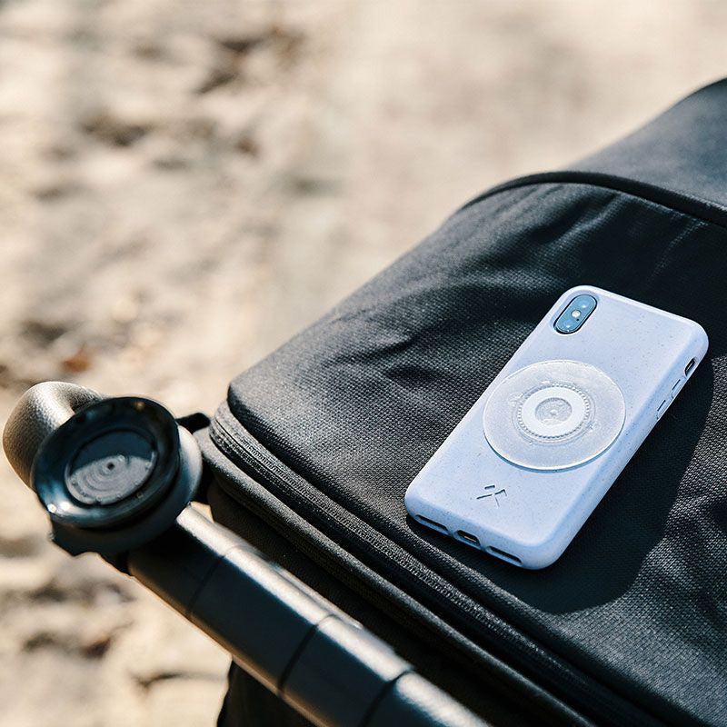 Patch Adesiva Magnetica Universale per Smartphone VACUUM