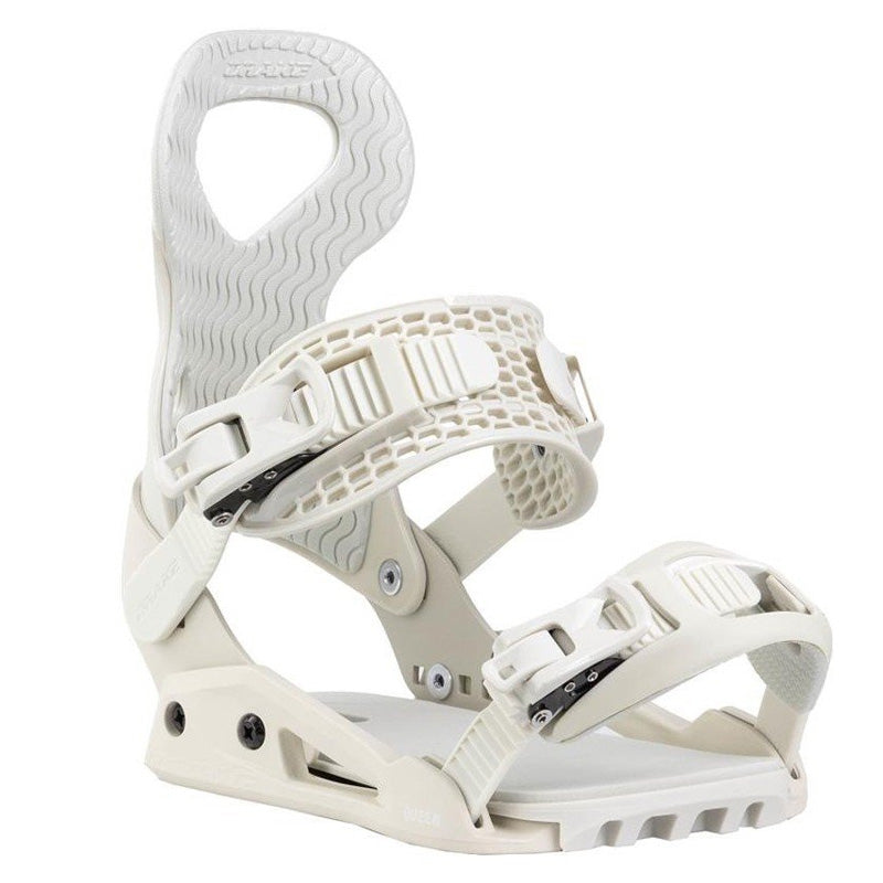 Attacchi donna Queen 2026