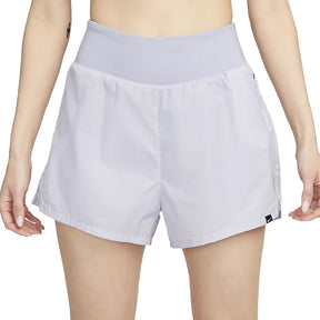 Shorts donna dal design rifrangente 2 in 1 Nike Run Division